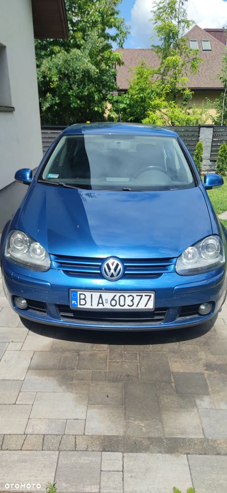 Volkswagen Golf - 1