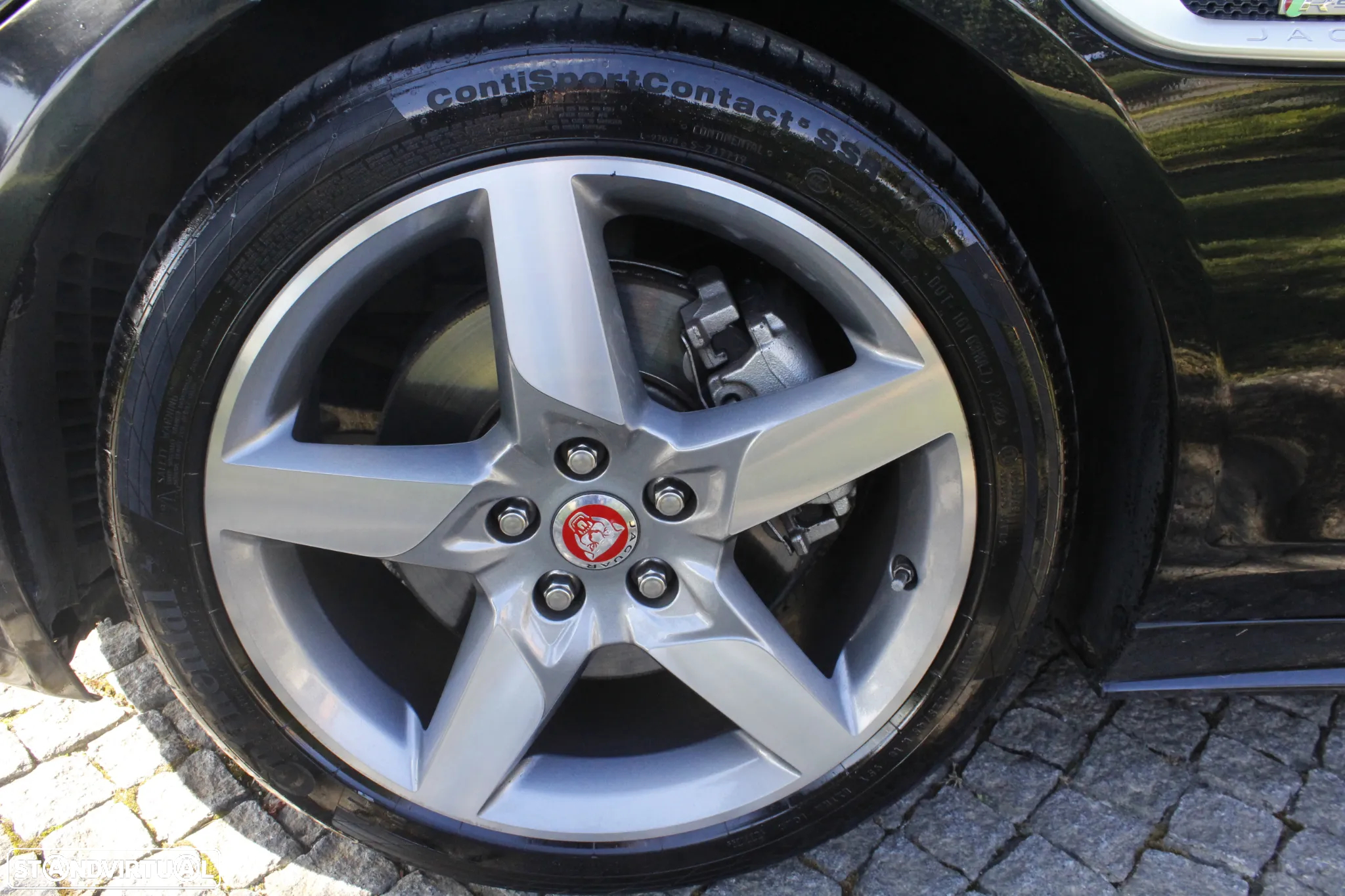 Jaguar XE 2.0 D R-Sport Aut. - 9
