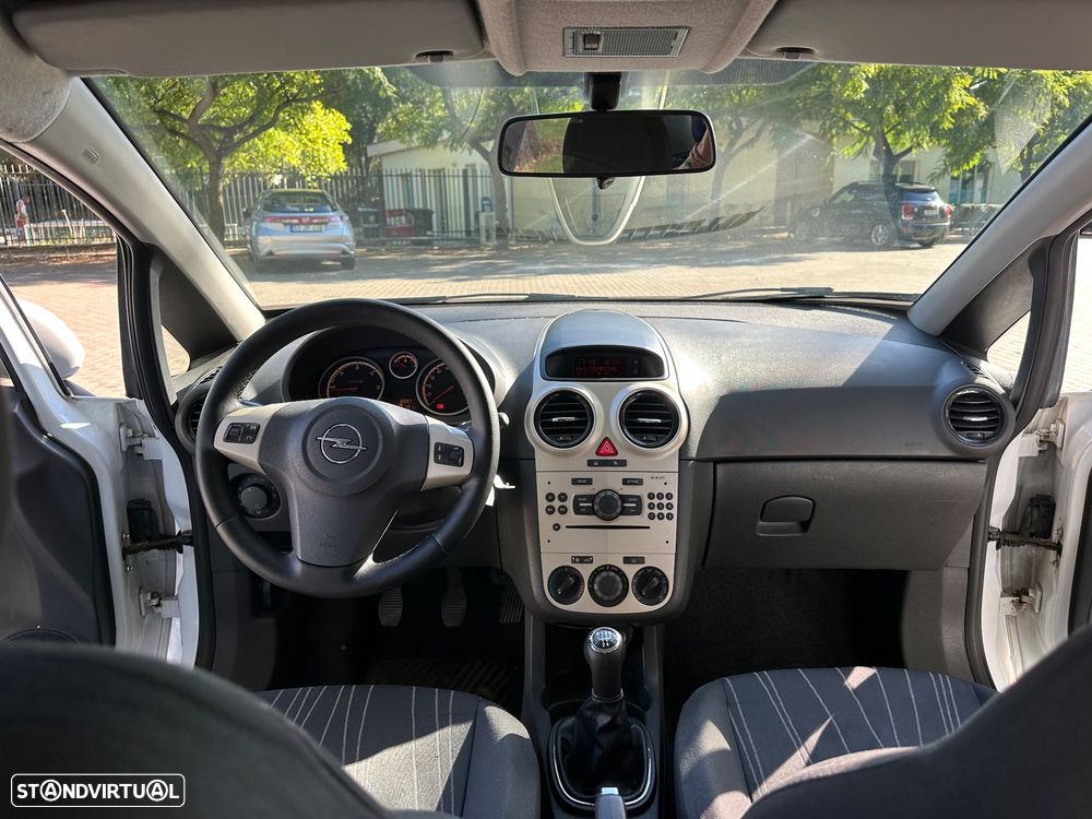 Opel Corsa 1.3 CDTI Enjoy EcoFLEX - 15