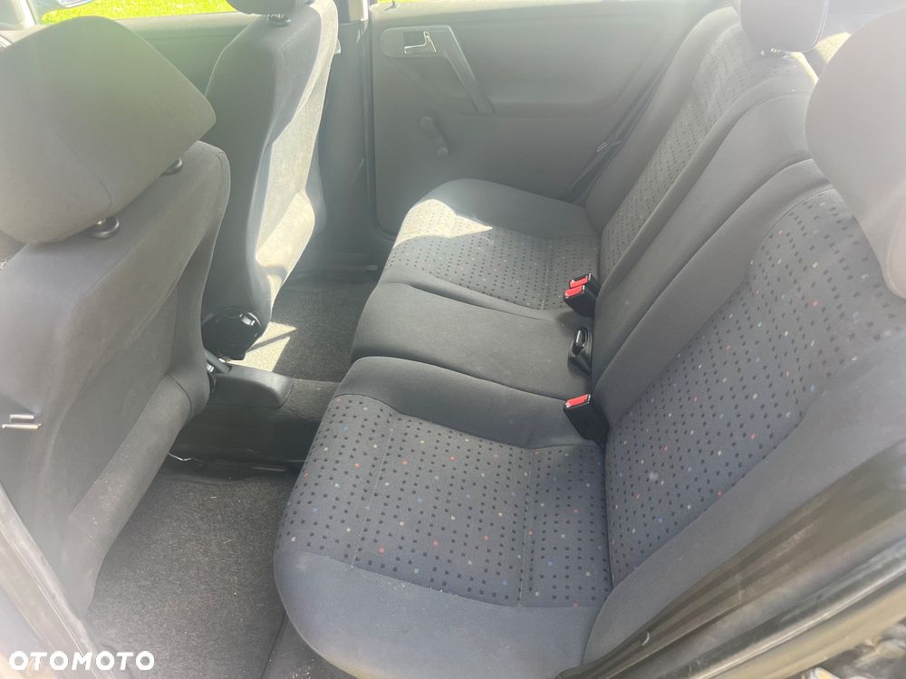 Volkswagen Polo 1.4 Comfortline - 8