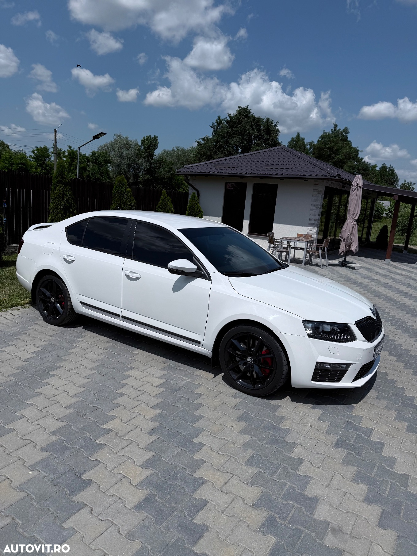 Skoda Octavia 2.0 TDI DSG RS - 15
