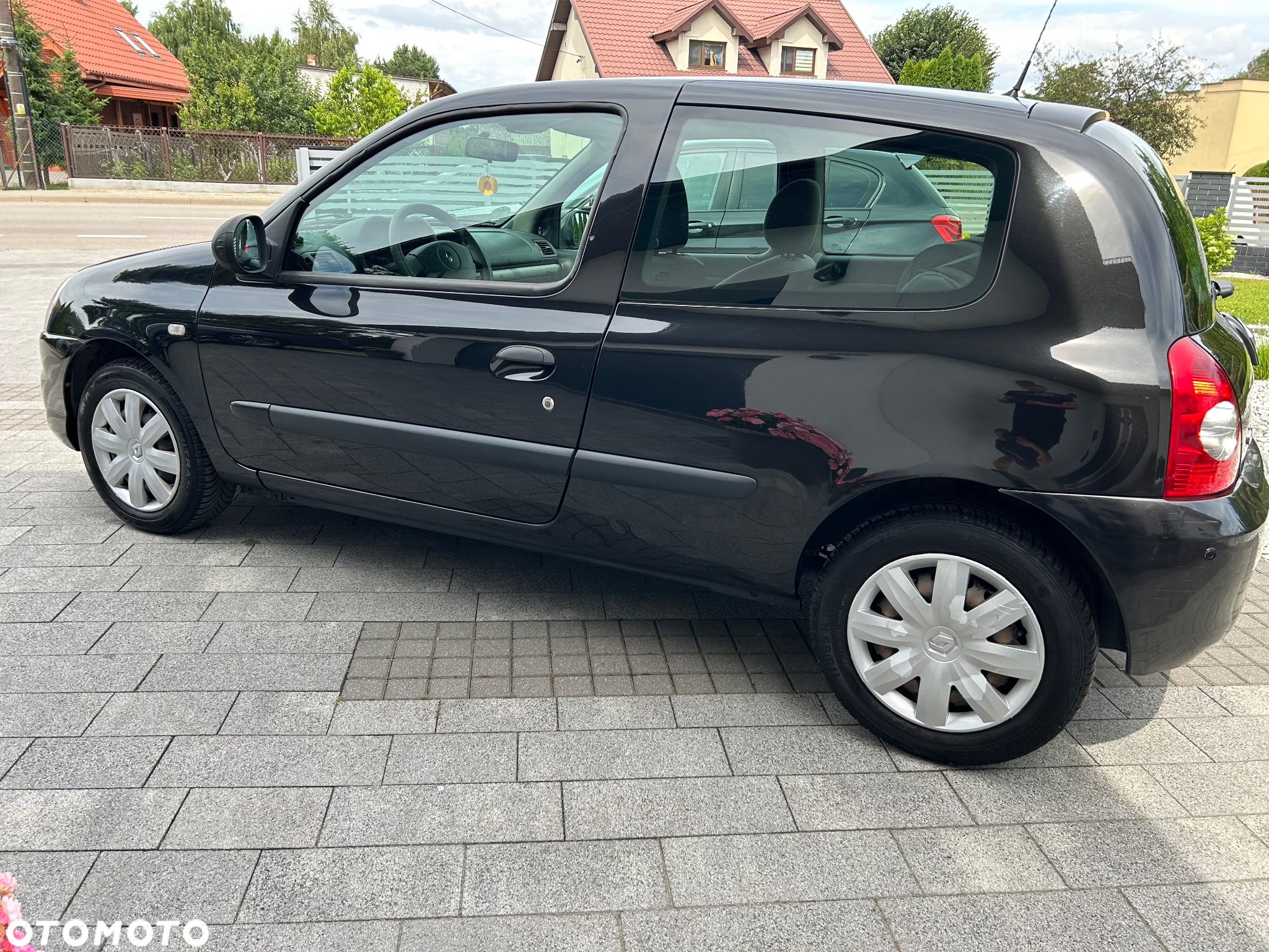 Renault Clio 1.2 16V Campus - 4