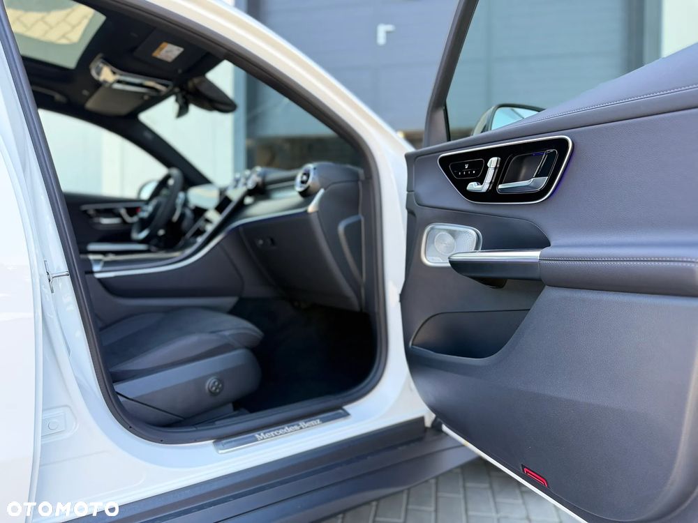 Mercedes-Benz GLC - 22