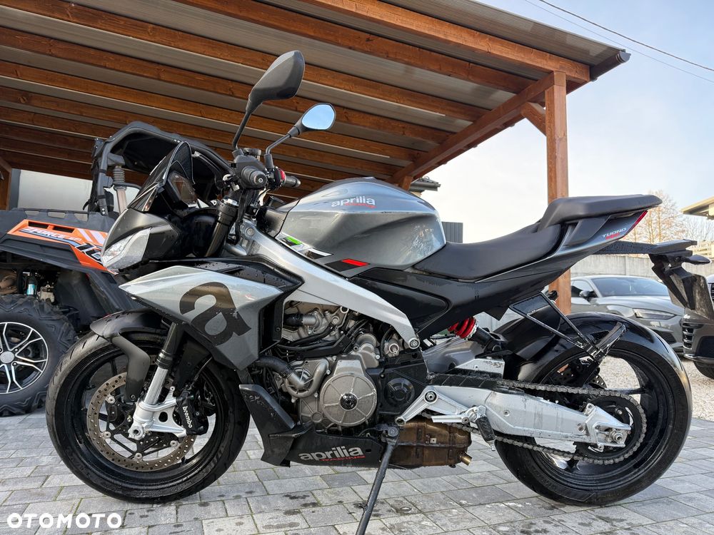 Aprilia Tuono - 5