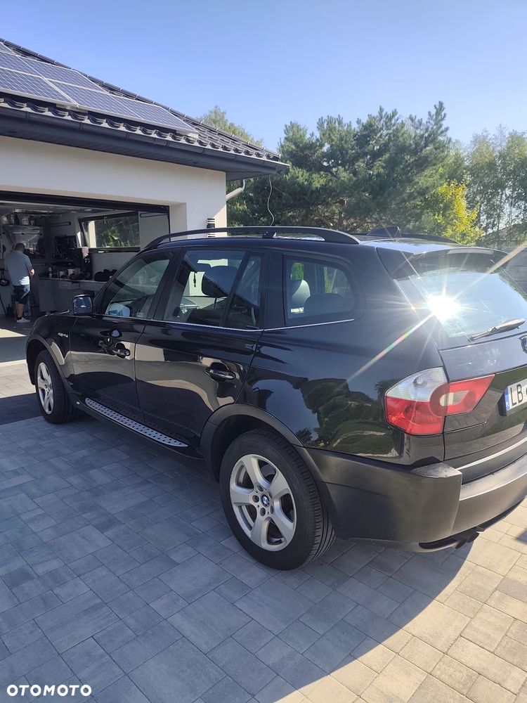 BMW X3 2.5i - 17