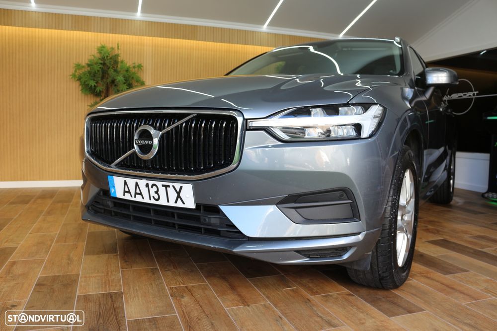 Volvo XC 40 2.0 D3 Momentum Plus - 2