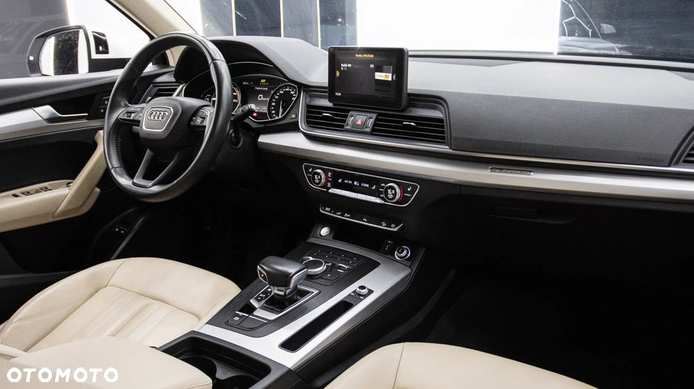 Audi Q5 50 TFSI e Quattro S tronic - 16