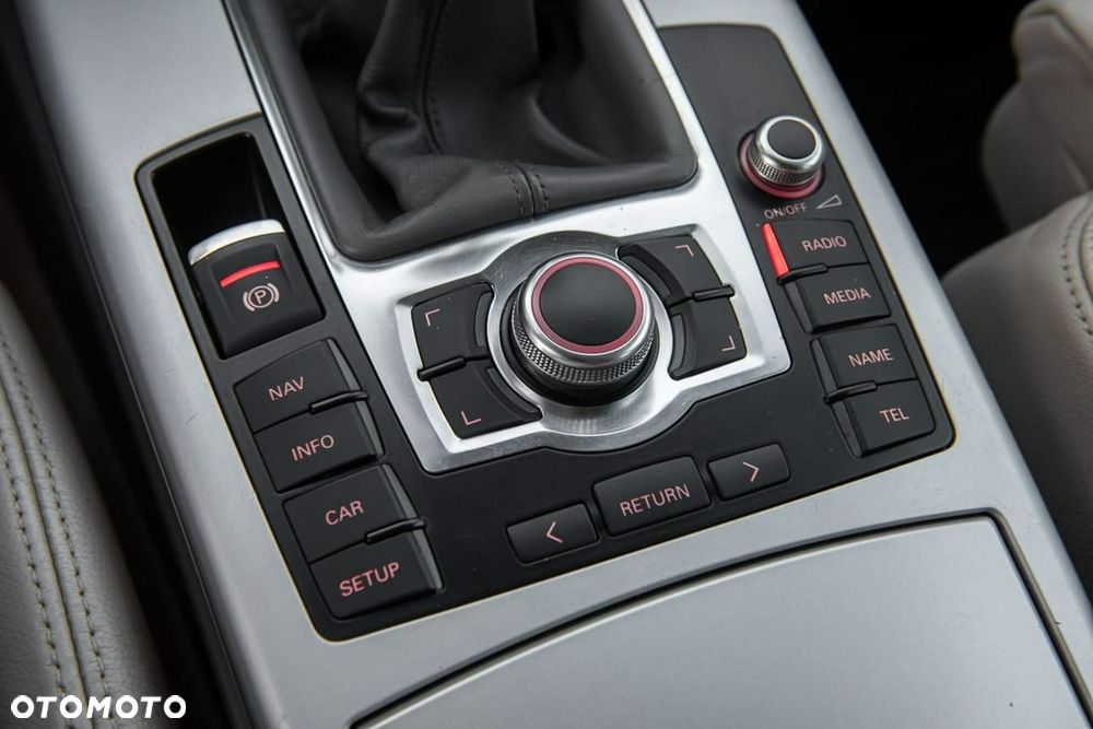 Audi A6 Avant - 18