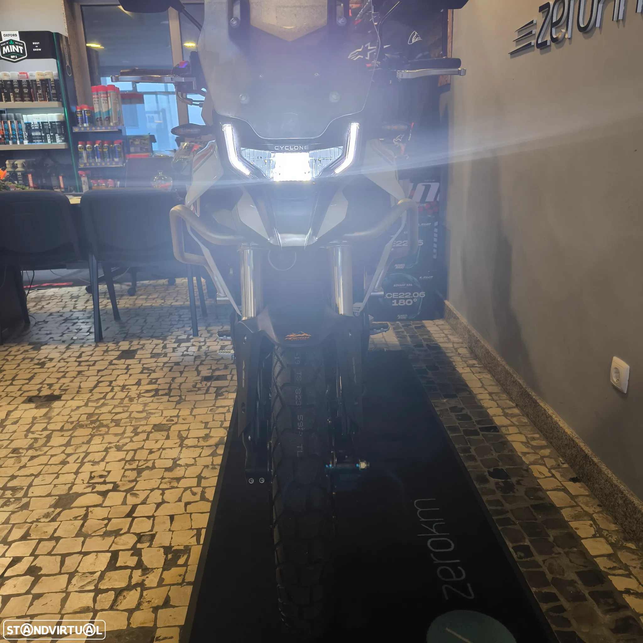 Cyclone RX4 RX4 EXPLORER - 9