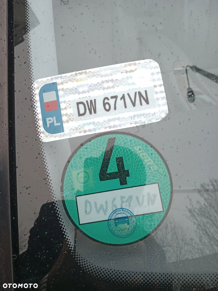 Mercedes-Benz Klasa E - 7