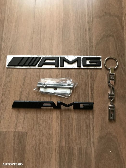Emblema semn sigla logo grila fata portbagaj capace jante Mercedes AMG - 4
