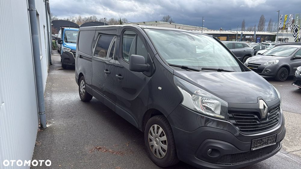 Renault Trafic - 2