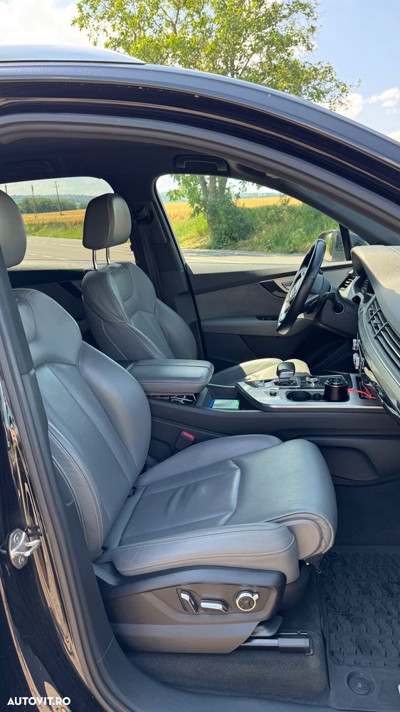 Audi Q7 - 7