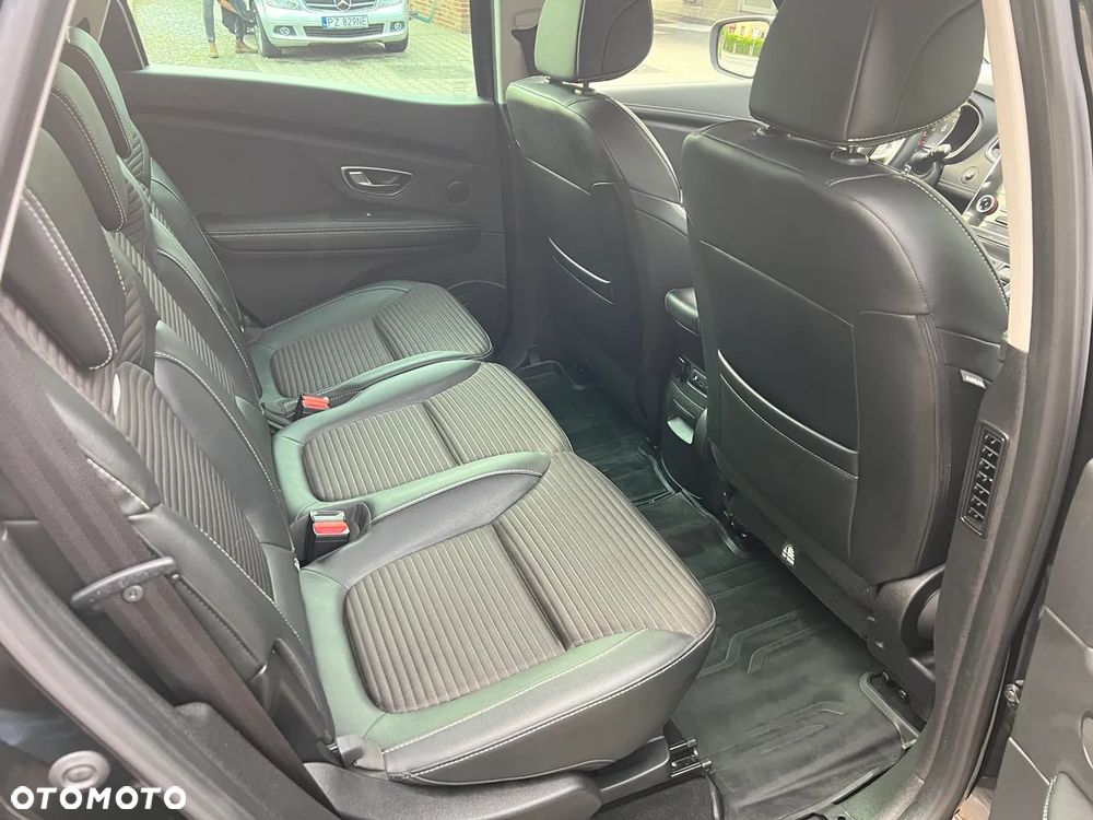 Renault Scenic TCe 140 GPF BOSE EDITION - 24