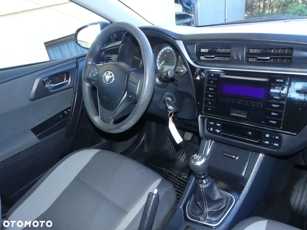 Toyota Auris 1.33 VVT-i Premium - 13