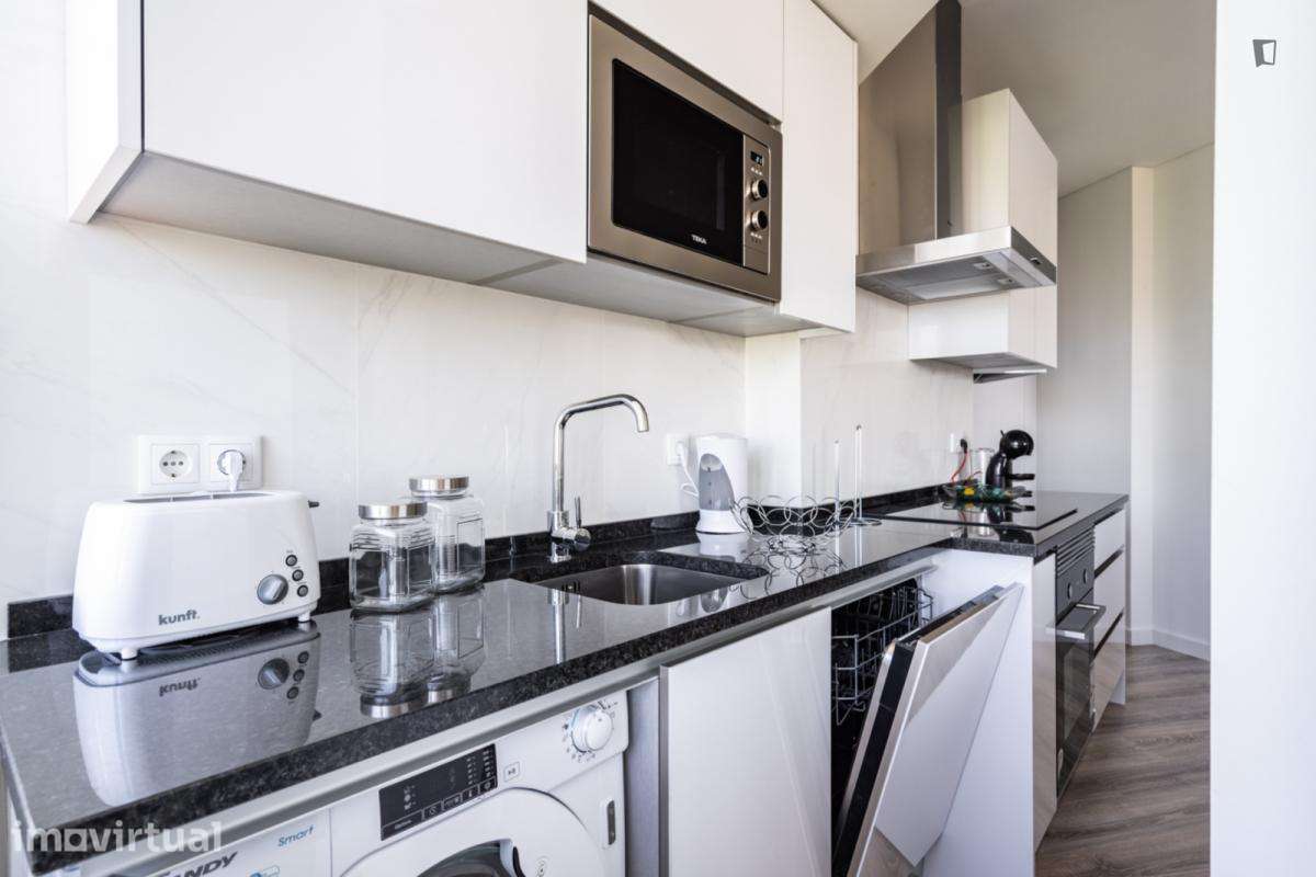 Apartamento com 2 quartos - localizado em Campolide Lisbon - Grande imagem: 3/29