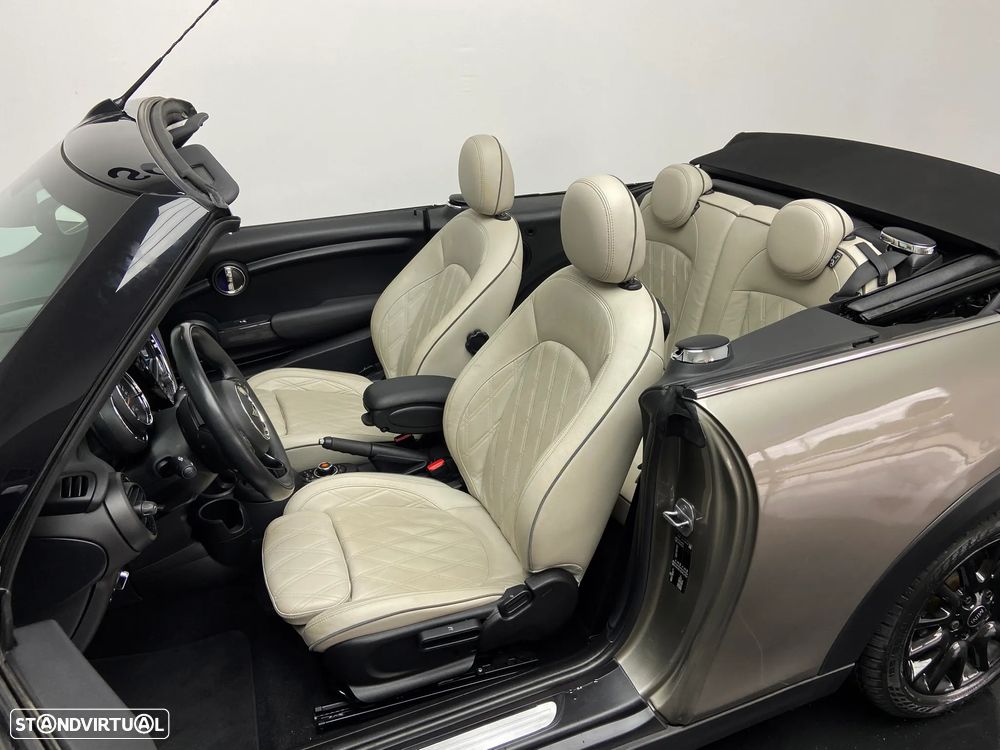 MINI Cabrio Cooper Auto - 14