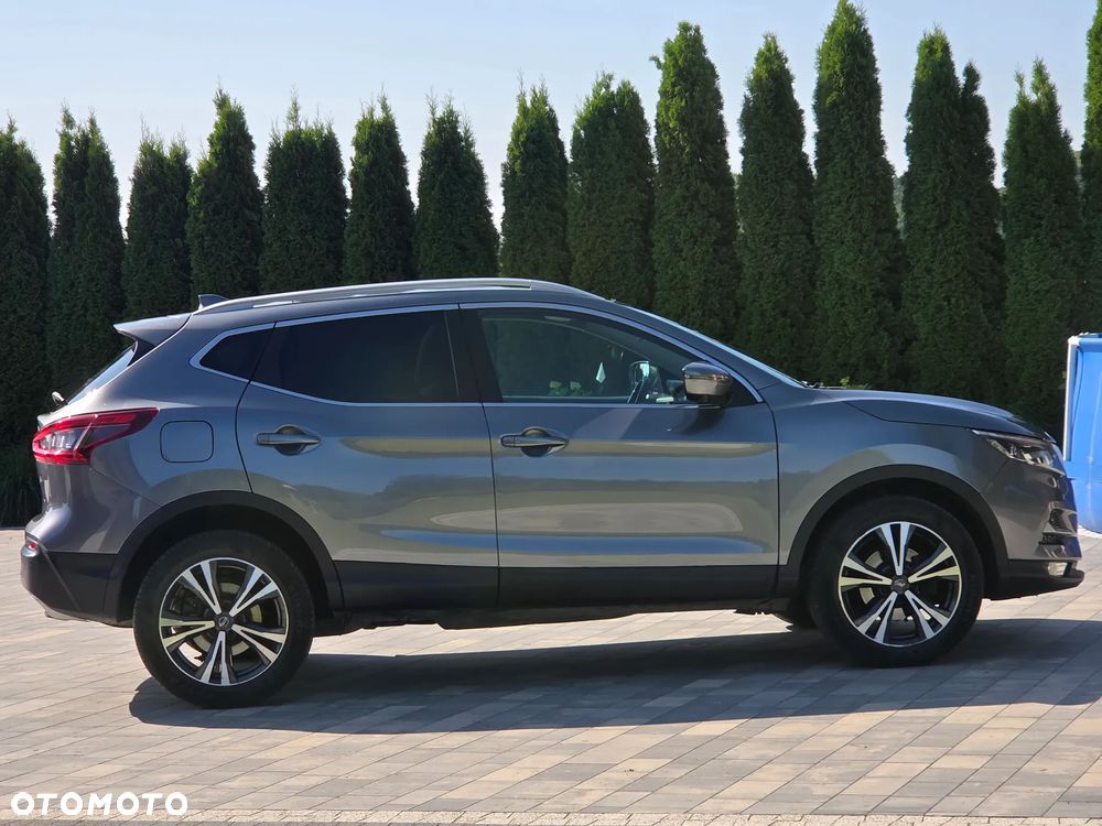 Nissan Qashqai 1.6 DCi 4x4 Tekna - 33