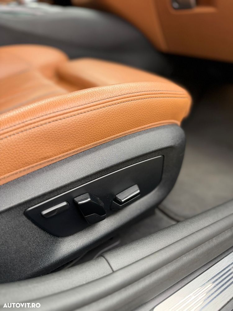 BMW Seria 5 520d xDrive AT - 12