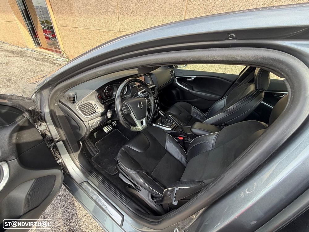 Volvo V40 2.0 D3 R-Design Geartronic - 10