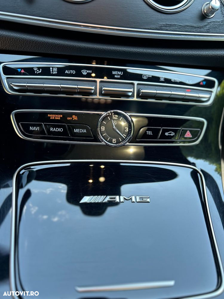 Mercedes-Benz E AMG 43 4Matic T 9G-TRONIC - 10