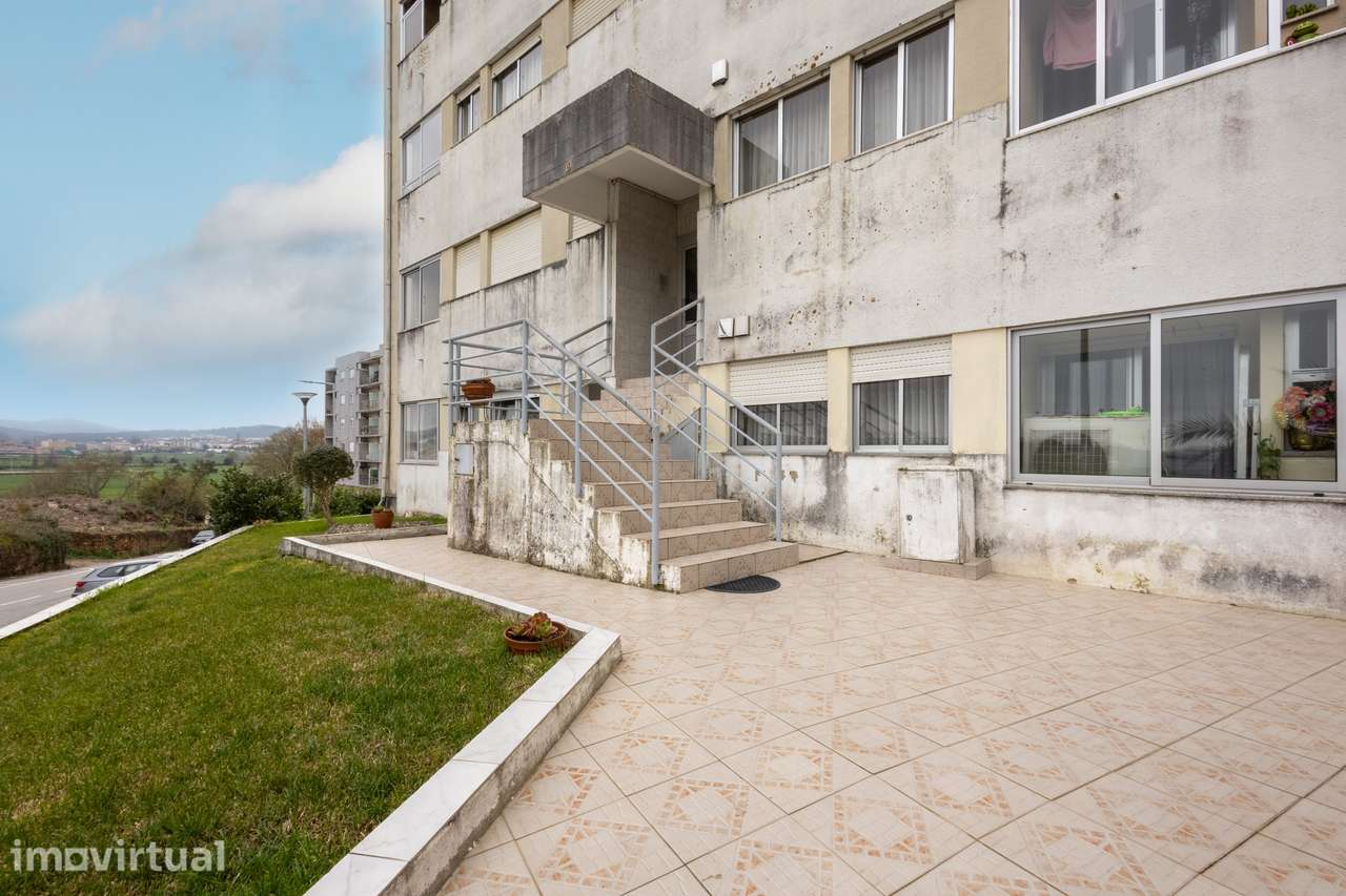 Apartamento T2 na Trofa - Grande imagem: 3/25
