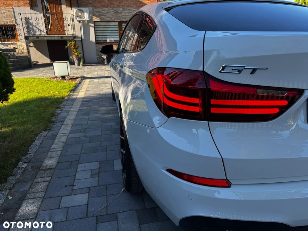BMW 5GT - 35