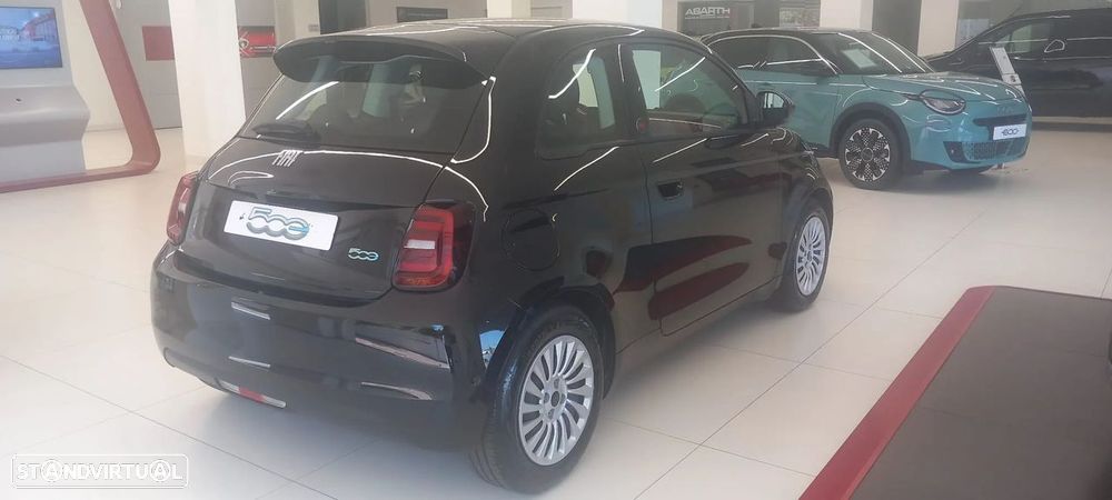 Fiat 500e (RED) - 5