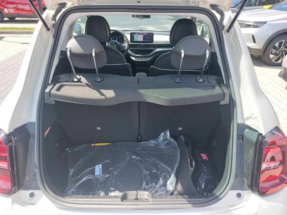 Fiat 500e - 10