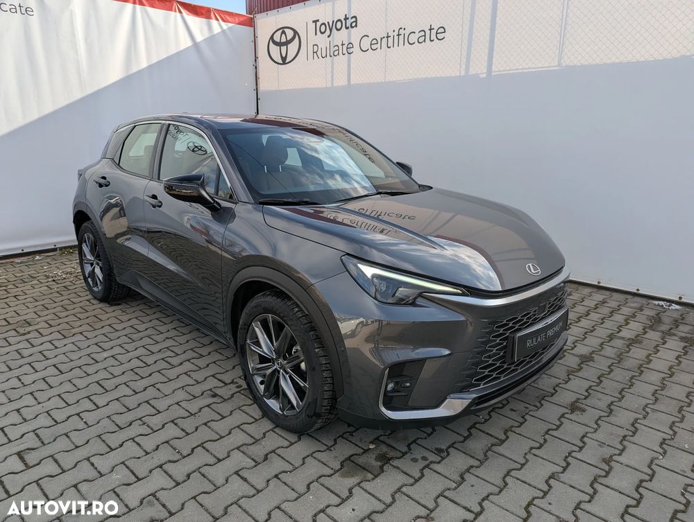 Lexus LBX 1.5 HEV 4x2 CVT Relax - 3