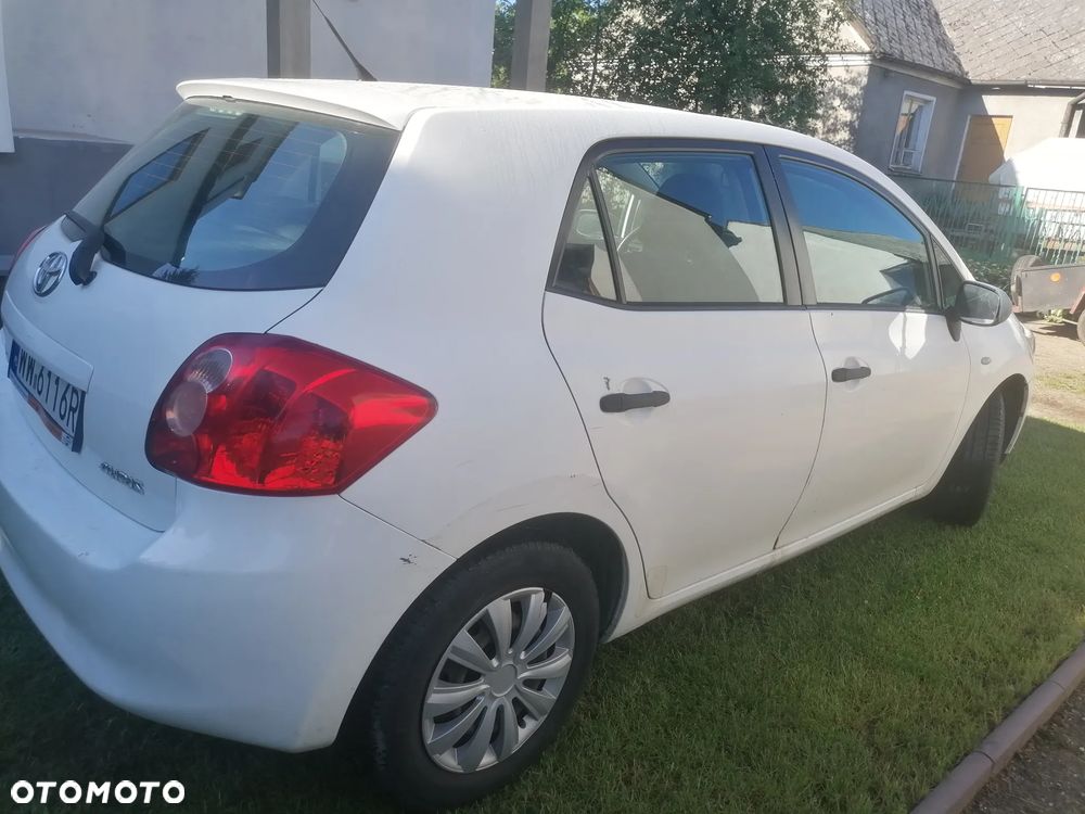 Toyota Auris - 3