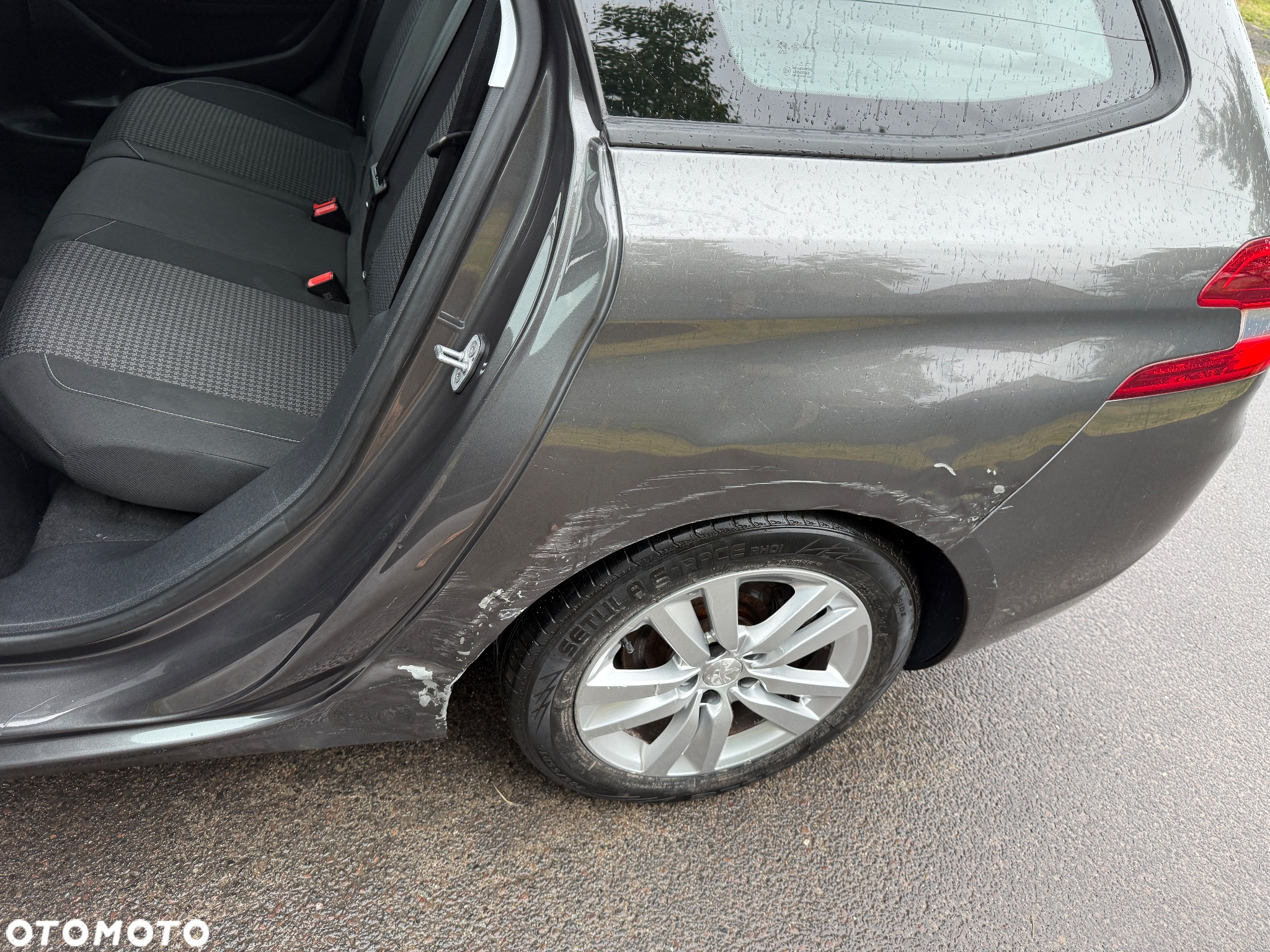 Peugeot 308 1.6 BlueHDi Allure S&S - 12