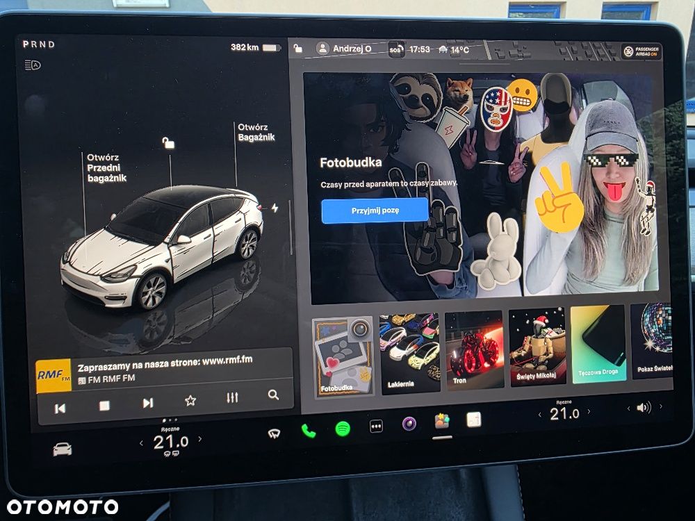 Tesla Model Y Long Range Dual Motor AWD - 20