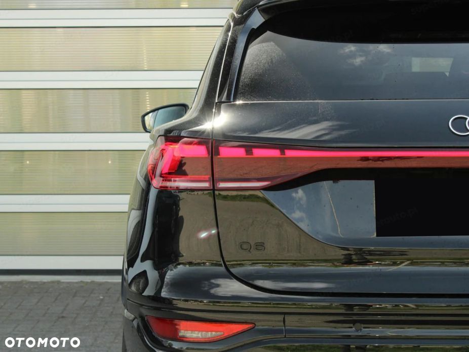 Audi Q6 e-tron - 16