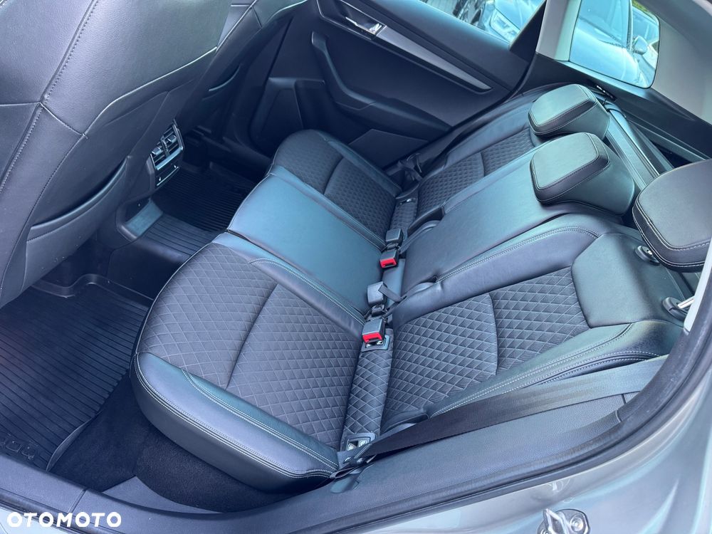 Skoda Karoq 2.0 TDI SCR 4x4 DSG Style - 38