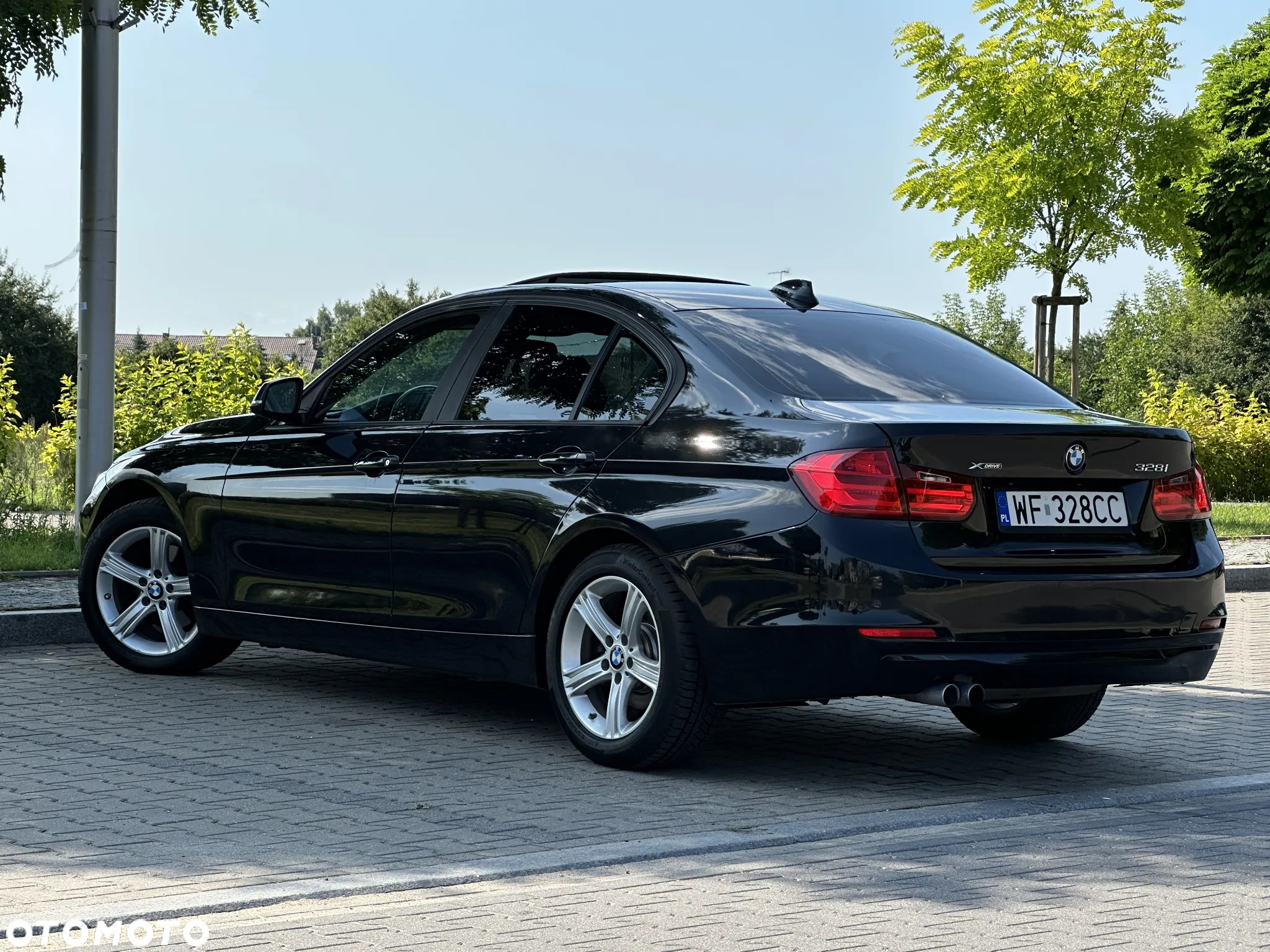 BMW Seria 3 328i xDrive Luxury Line - 12