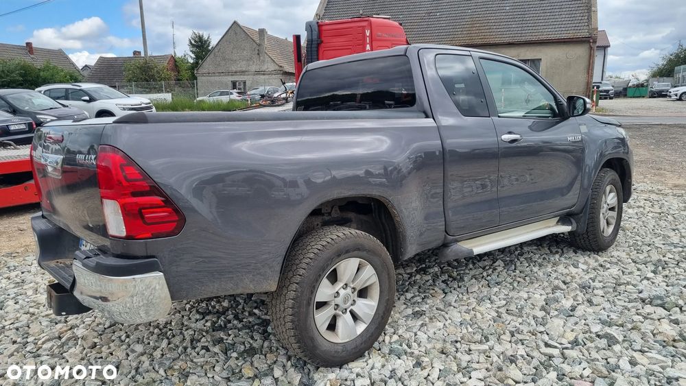 Toyota Hilux 4x4 Double Cab Executive - 1
