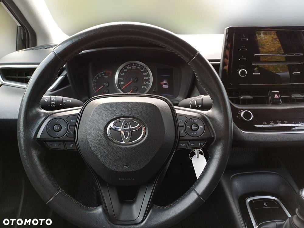 Toyota Corolla - 16