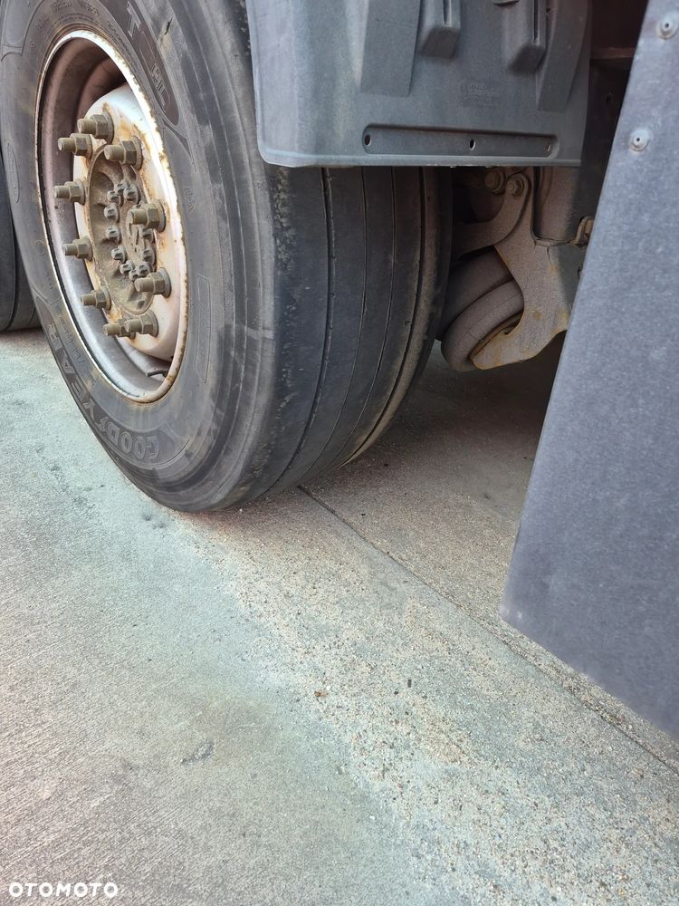 Krone Dwie Osie Podnoszone - 18