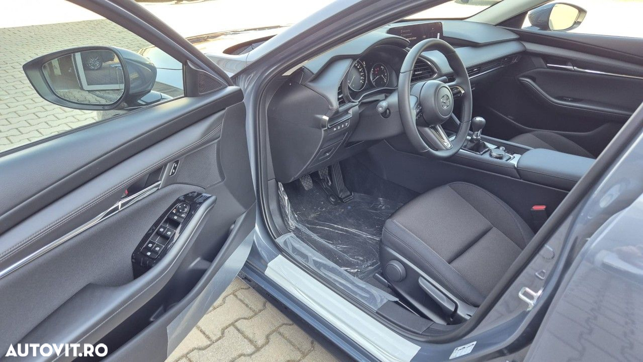 Mazda 3 - 12