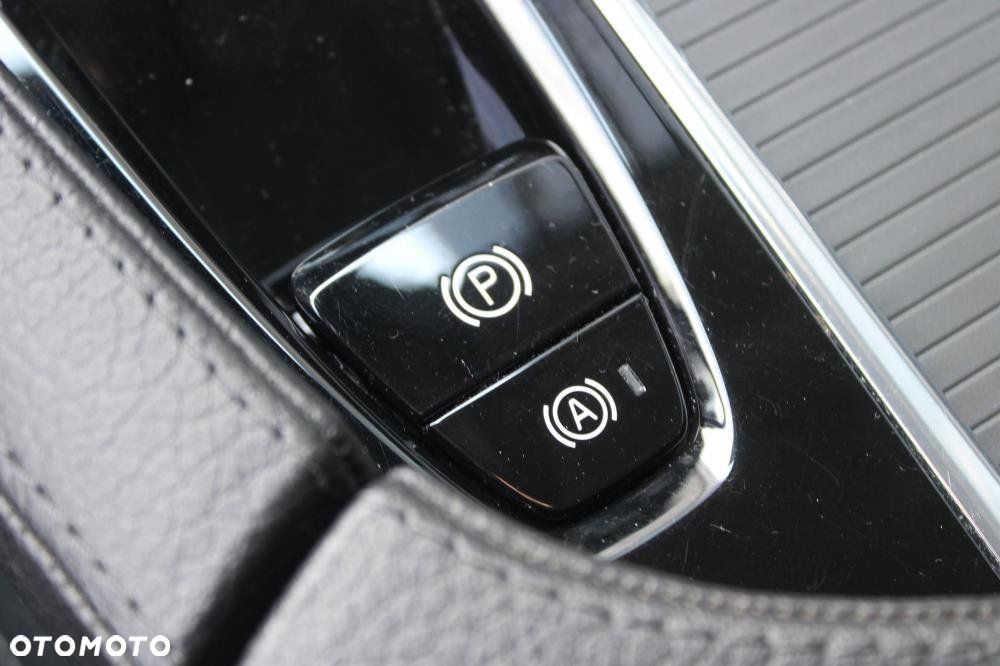 Volvo V90 - 33