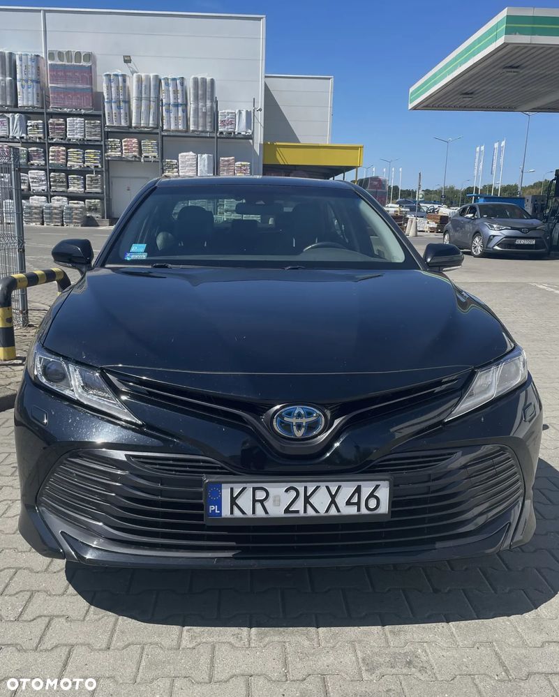 Toyota Camry Business Edition - 4