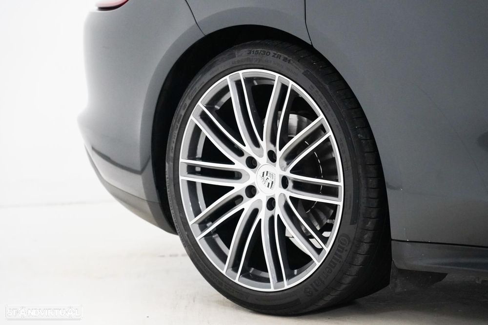 Porsche Panamera 4 S - 30