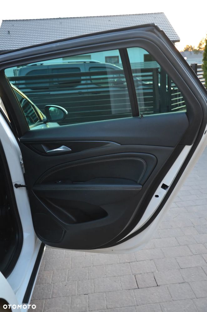 Opel Insignia 2.0 CDTI ecoFLEX Start/Stop Sport - 20