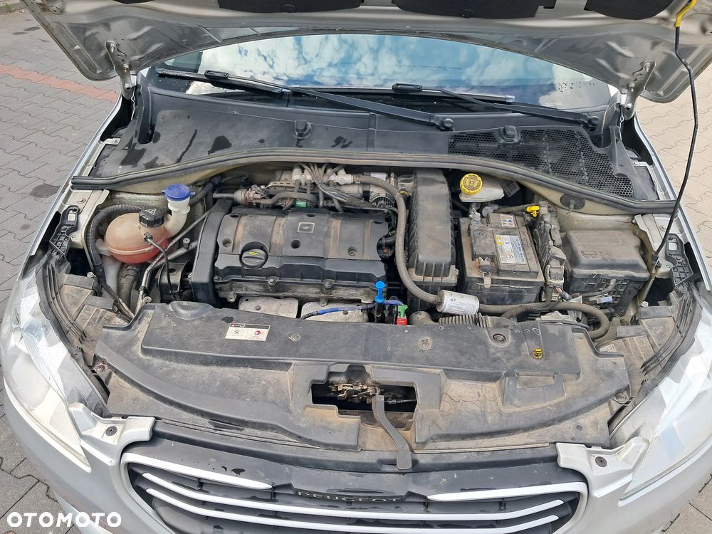 Peugeot 301 1.6 VTi Active - 3