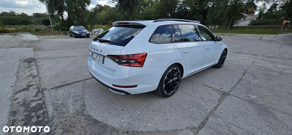 Skoda Superb 2.0 TDI DSG Sportline - 5