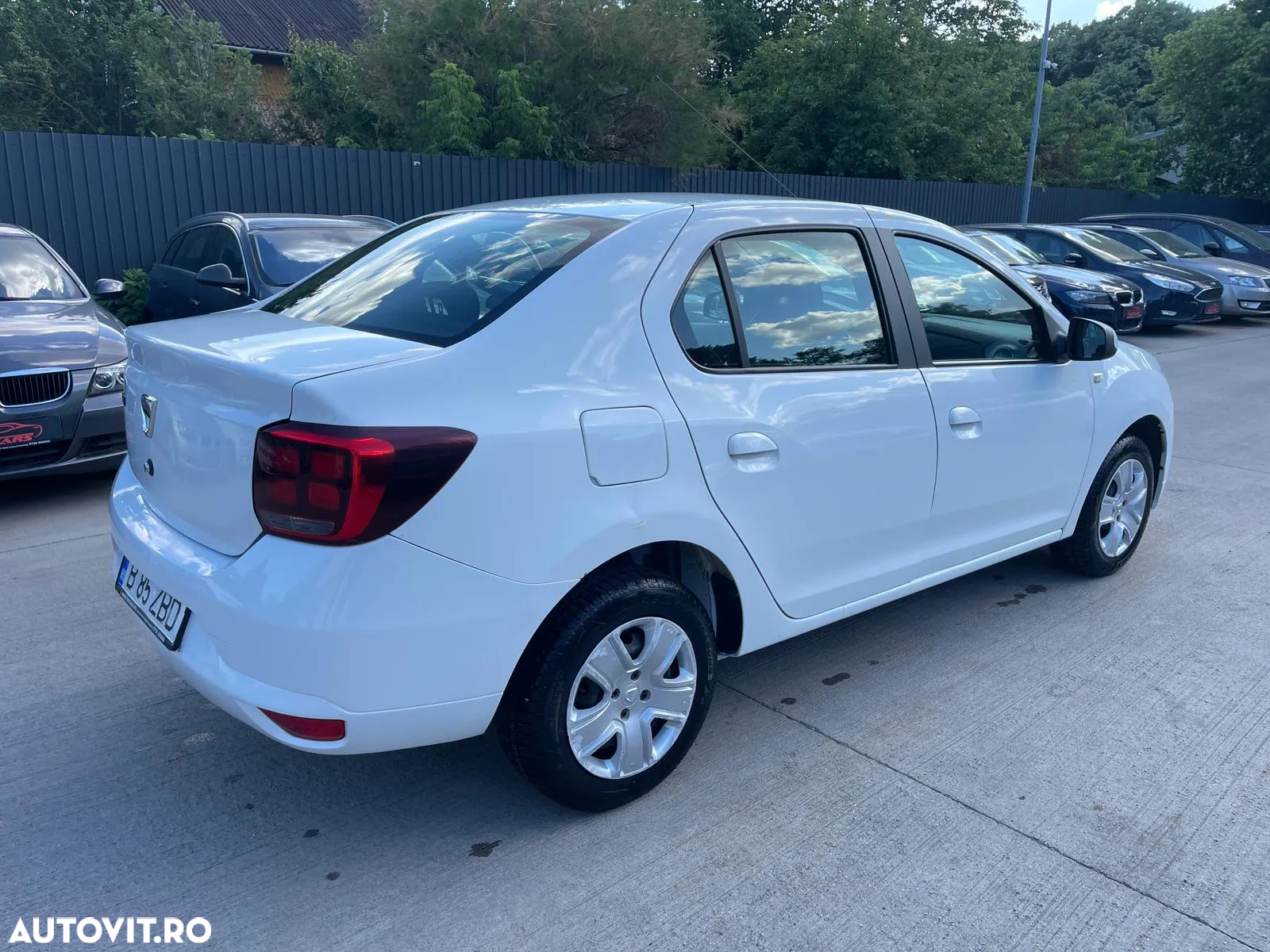Dacia Logan 1.0 SCe Laureate - 3