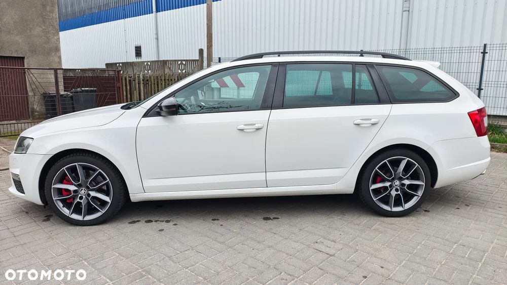 Skoda Octavia 2.0 TDI (Green tec) DSG RS - 12