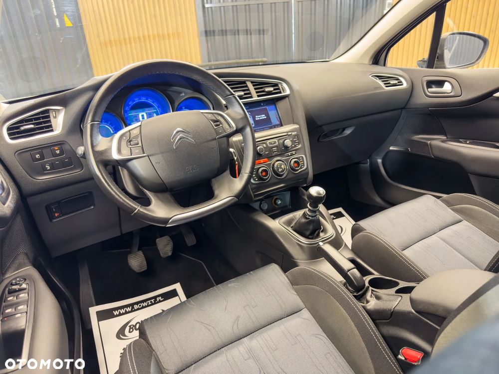 Citroën C4 HDi 115 Exclusive - 24