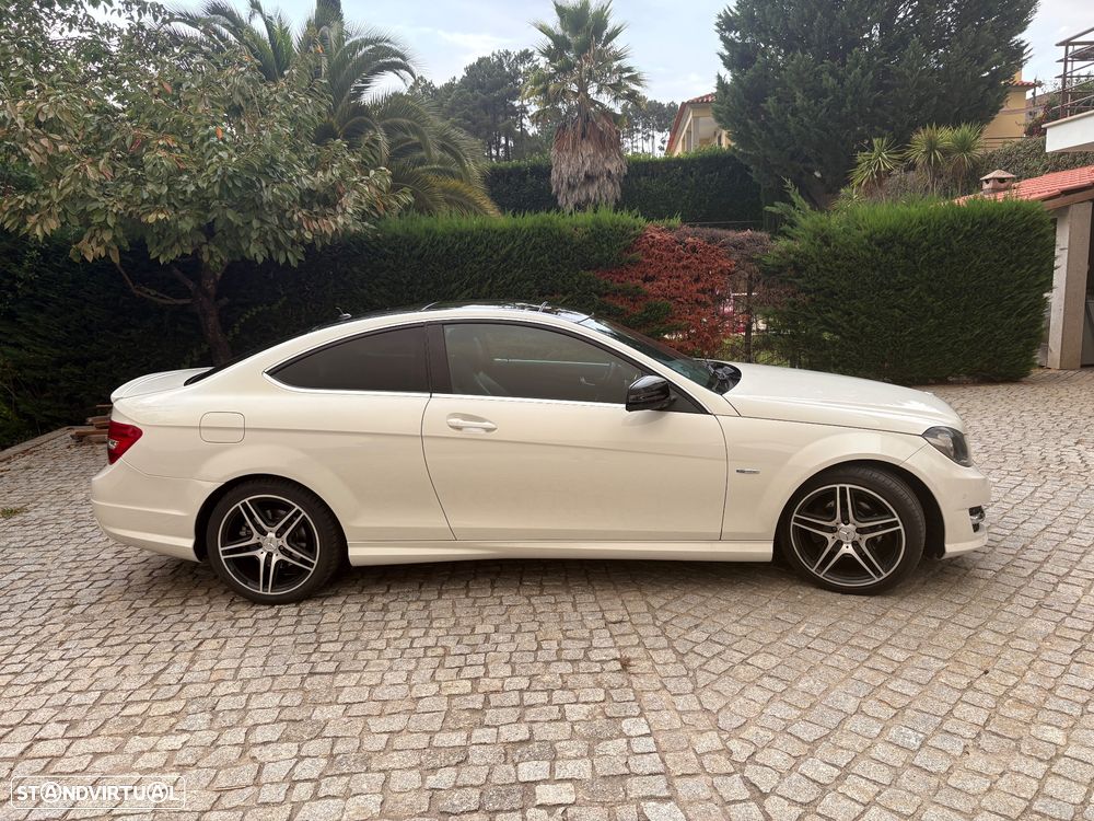 Mercedes-Benz C 250 CDI DPF (BlueEFFICIENCY) - 4